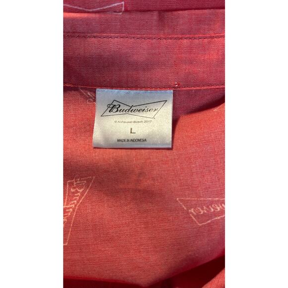 Budweiser Logo NWT Mens SZ L Button Down Short Sleeve Shirt Red BBQ Ocean Boat - Picture 8 of 9